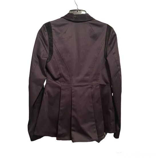 Single Button Blazer   - Picture 2 of 7